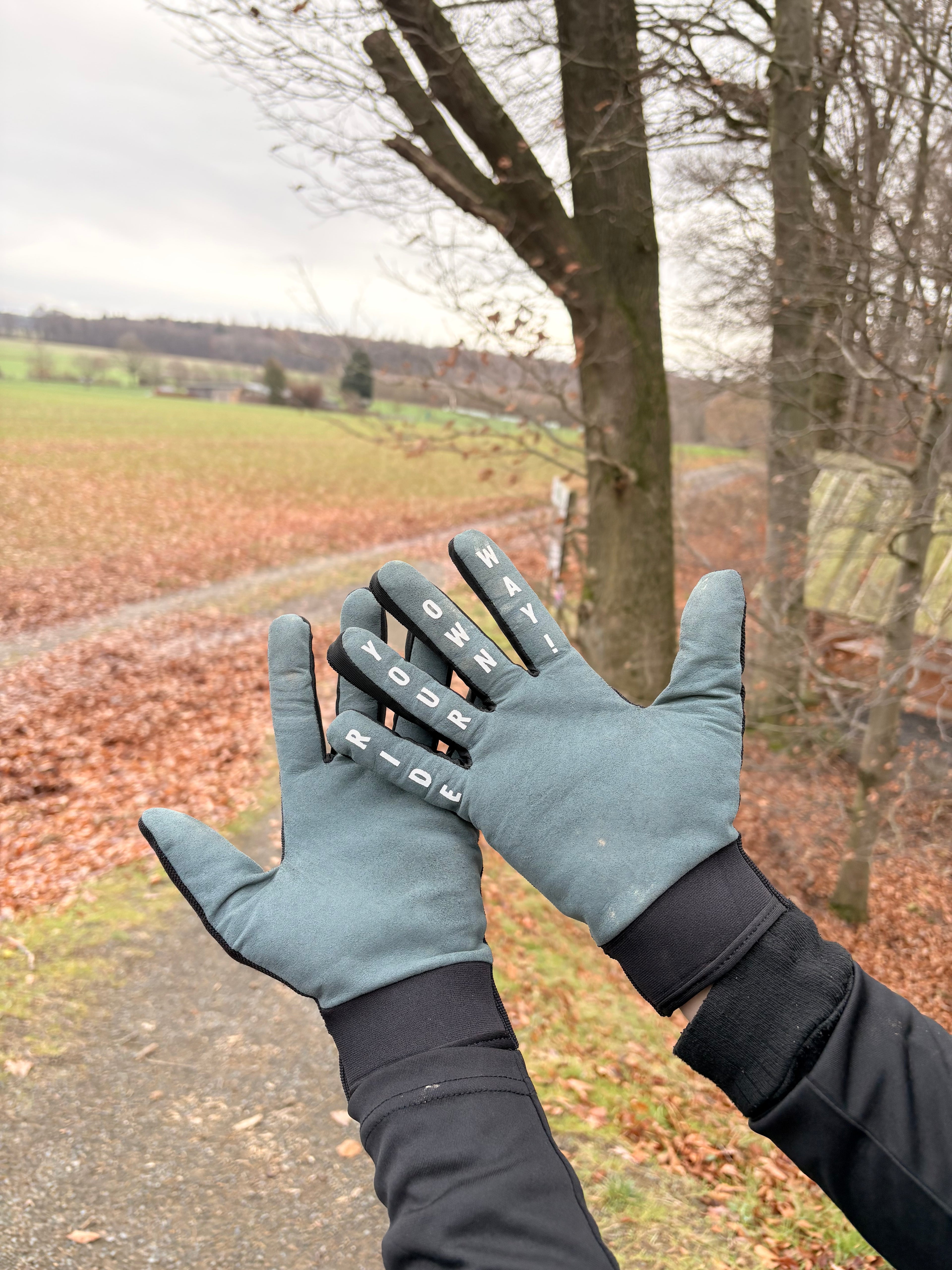 CHAINWEAR HANDSCHUHE